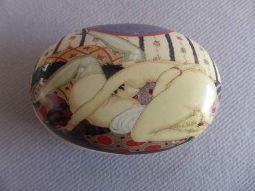 BOITE PORCELAINE STYLE ART
