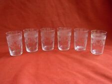ST LOUIS,PAPIN,SERIE DE 6 VERRES GOBELETS EN CRISTAL GRAVE, 6,7 CM, DEBUT XXème.