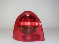 feu arrière gauche renault