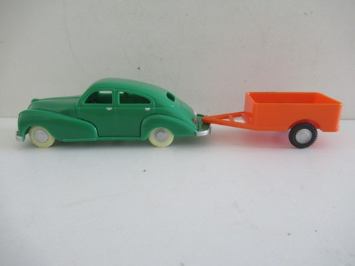 Voiture remorque - ,