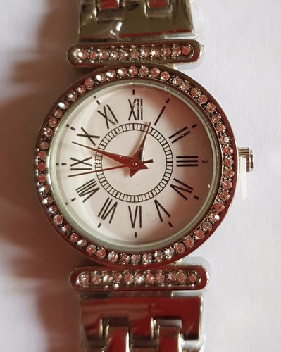 Femme montre bracelet - /, /