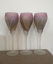 Lot verres à pied peints à