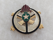 Un insigne militaire RETIRAGE Batterie Saharienne Portée Légion Etrangère.