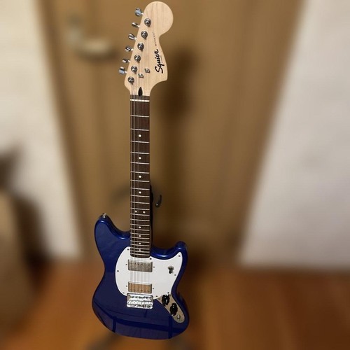 Guitare électrique squier - électrique, by
