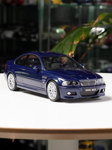 Miniature neuve bmw cs - neuve,