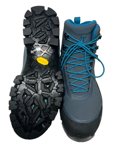 Shoes trekking women's