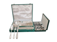 Ménagère en métal argenté