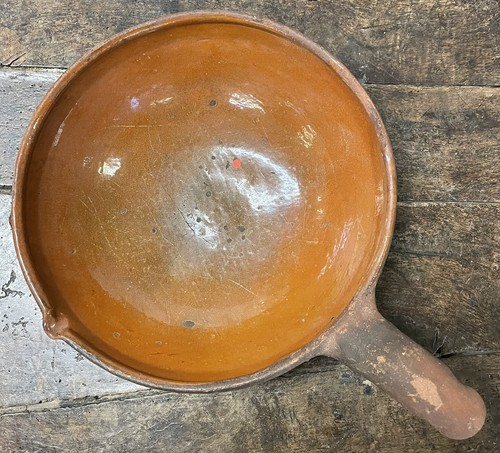 Terre cuite vernissée marron - cuite,