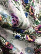 6 METRES DE TISSU SATIN FLEUR