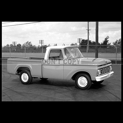 Photo 016134 ford 100 - a.016134,