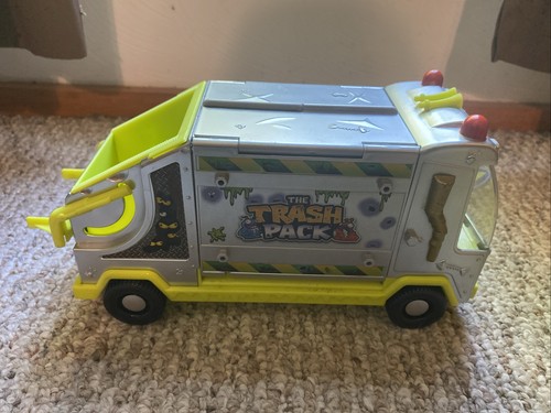 Trash pack garbage truck - trash,