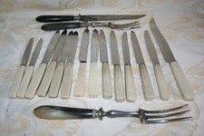 lot de couverts dépareillés