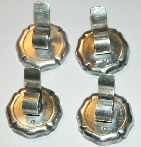 Porte noms argent saint - 4, porte-noms