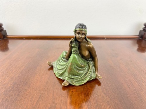Sculpture femme coloré - sculpture, en