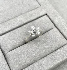 Bague Pandora en forme de