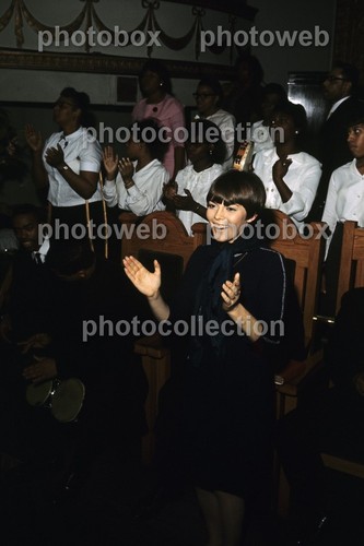 Mireille mathieu exclusive - *,