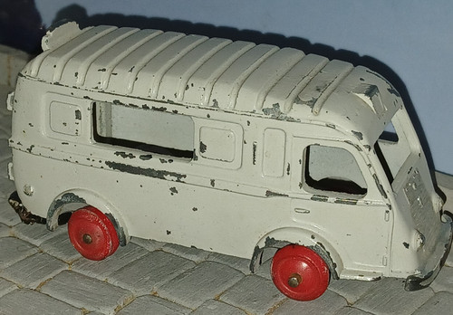 Cij renault 1000 43 - cij, kg