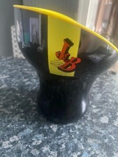 PICHET A EAU PLASTIQUE NOIR ET JAUNE J AND B WHISKY RARE