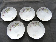 Soucoupes anciennes en