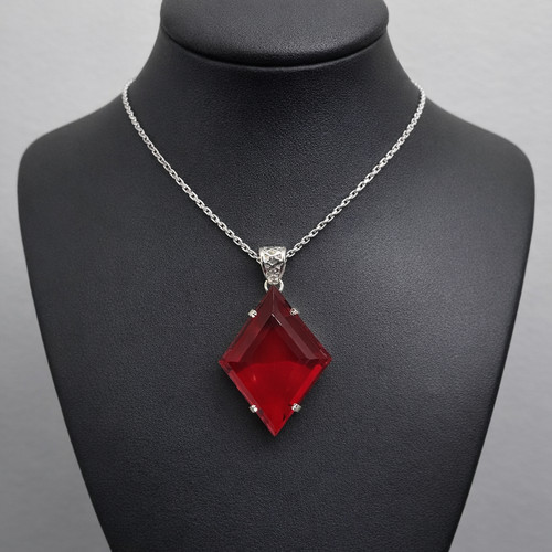 Collier pendentif forme de - collier,