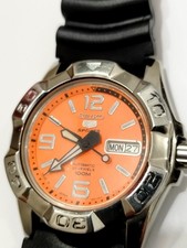 Montre SEIKO 5 Sport