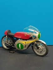 HONDA 250 cc Championne du monde 1966/67   1/9 PROTAR