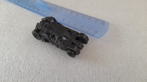 Hot wheels batmobile - hot,