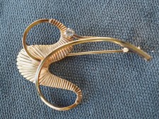 BROCHE ANCIENNE PLAQUE OR