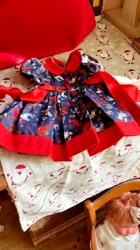 Robe poupee mode - robe, travaux