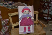 corolle doudou neuf en chiffon lili coeur de grenadine neuf on le trouve plus /