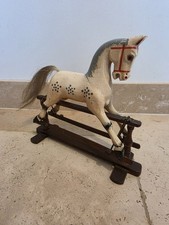 Petit Cheval A Bascule En Bois