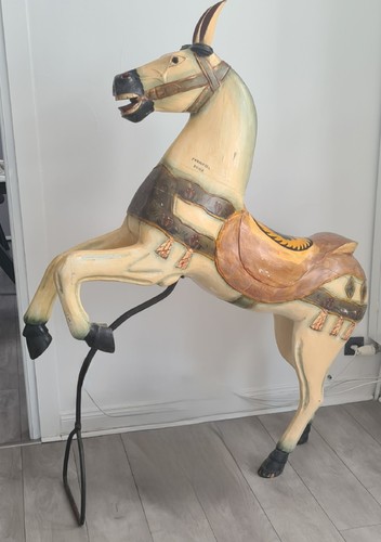 Ancien cheval manège - manège, en