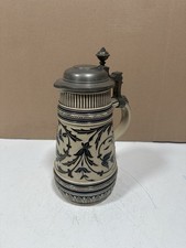 Ancienne chope à bière allemande en grès émaillé et couvercle en étain 