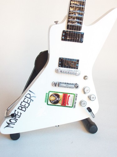 Guitare miniature explorer - guitare,