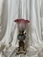 Lampe à pétrole ancienne