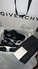 GIVENCHY BASKETS NEUF