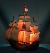 ANCIENNE LAMPE DE CHEVET BATEAU GALLION GOELETTE . 60/70's . FONCTIONNE