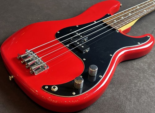 Squier fender affinity - by,