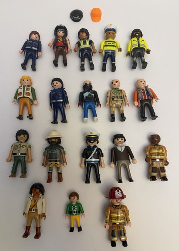 Lot playmobile figures - 18,