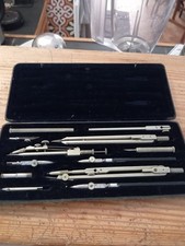 Boîte compas ancienne - compas,