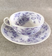BELLE TASSE A THE EN PORCELAINE FISMES MODÈLE " ÉPINES " 1853-1861 (2/2)