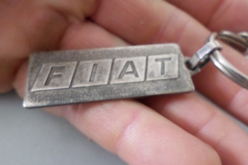 Porte clef key ring voiture - clef, key-ring