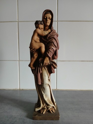 Statue vierge à - la,
