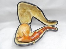 ancienne pipe en écume de mer sculpté main et son oeuf + étui  "médaille d'OR "