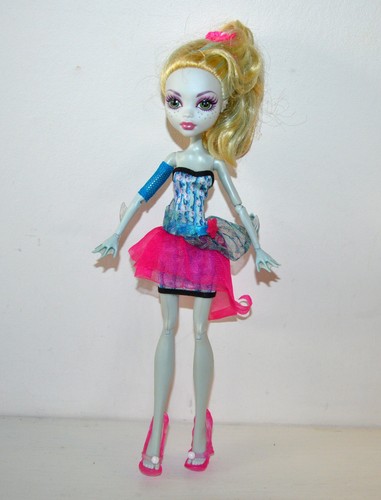 Poupée monster high lagoona - poupée,