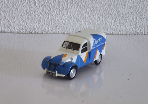 Voiture ixo altaya - voiture, ixo/altaya