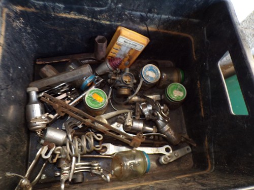 Lot pièces vélos outillage - lot,