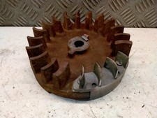 Moteur 5 Hp mod. 135292 - Volant magnétique 2,9 kg avec sa clavette ref. 690820