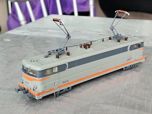 Caisse roco 16024 sncf - caisse,