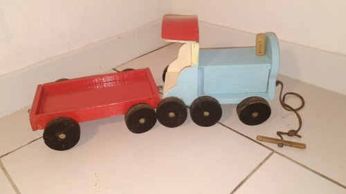 Ancien jouet camion bois